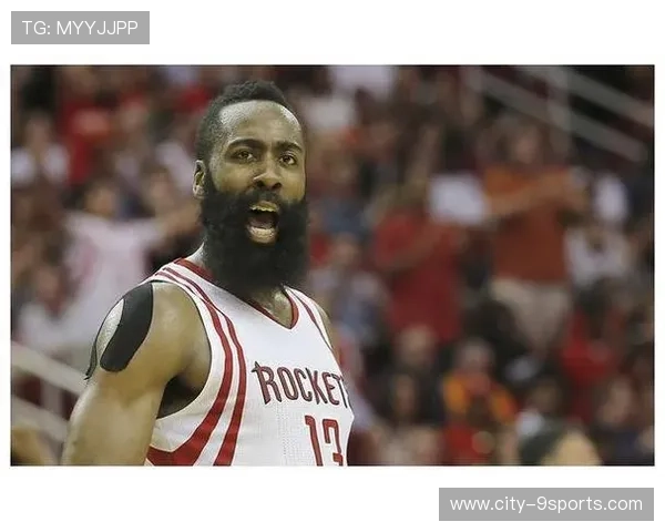 哈登关键时刻突入造成混乱，76人拿下焦点胜利